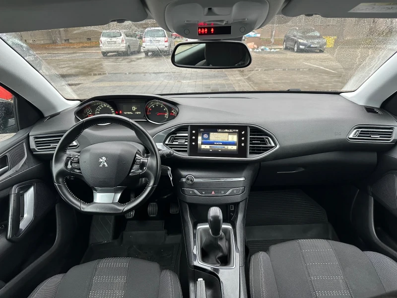 Peugeot 308 1.2 e puretech, снимка 9 - Автомобили и джипове - 49191155