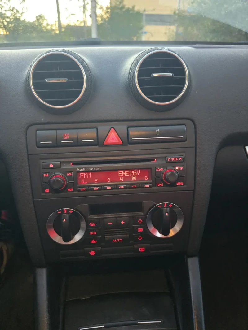 Audi A3 2.0tdi, снимка 15 - Автомобили и джипове - 52420231