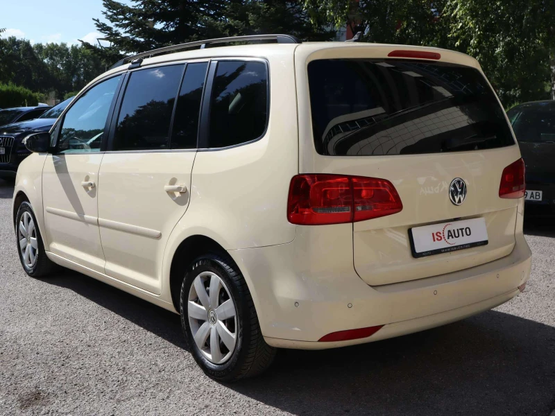 VW Touran 2.0TDI/DSG/Навигация/Кожа/Мулти Волан/Автопилот, снимка 5 - Автомобили и джипове - 51726965