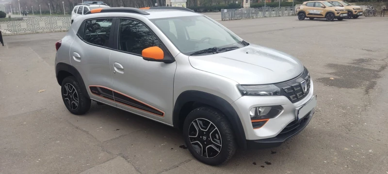 Dacia Spring EXTREME, снимка 3 - Автомобили и джипове - 52891498