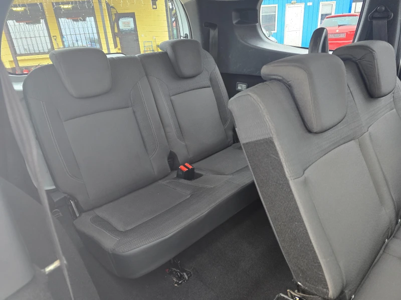 Dacia Lodgy 1.5DCI 90кс 7МЕСТА ! ! КЛИМАТИК, снимка 12 - Автомобили и джипове - 53132836