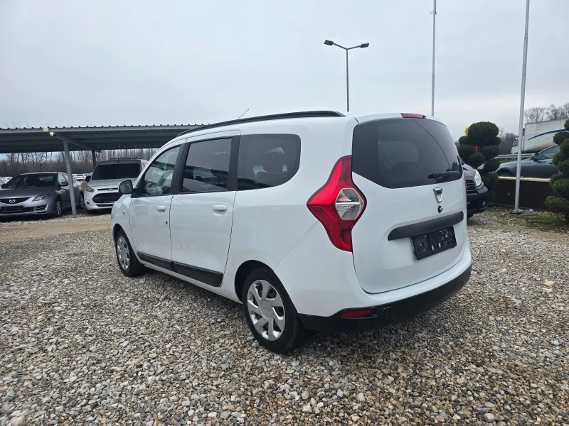 Dacia Lodgy 1.5DCI 90кс 7МЕСТА ! ! КЛИМАТИК, снимка 3 - Автомобили и джипове - 53132836