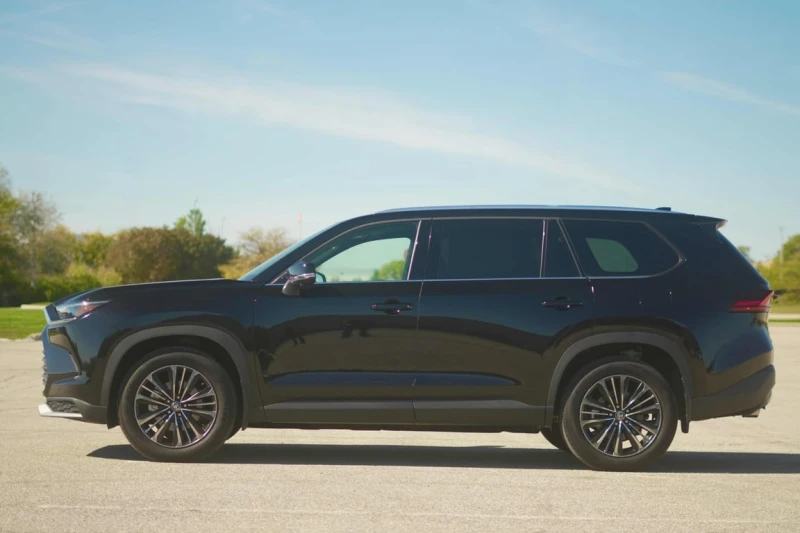 Toyota Grand Highlander * Hybrid Platinum MAX * CARFAX * БЕЗ ПЪРВОНАЧАЛНА , снимка 2 - Автомобили и джипове - 53185614