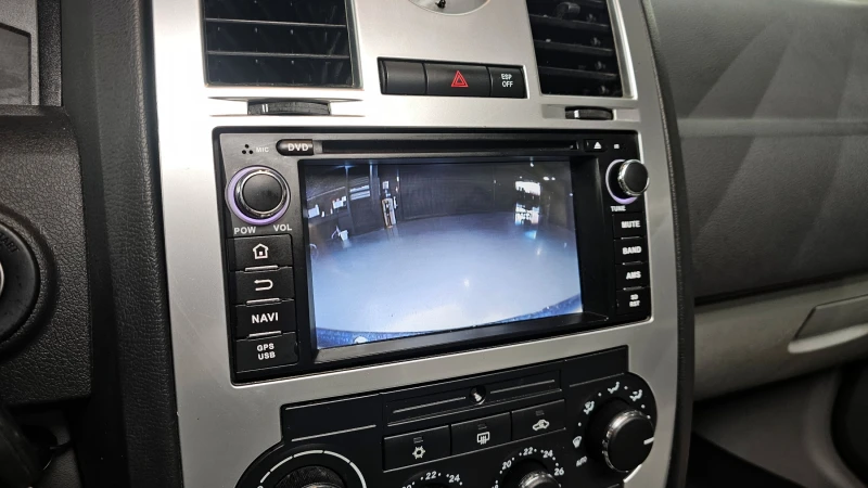 Chrysler 300c 2.7 autogeorge.com, снимка 17 - Автомобили и джипове - 53315261