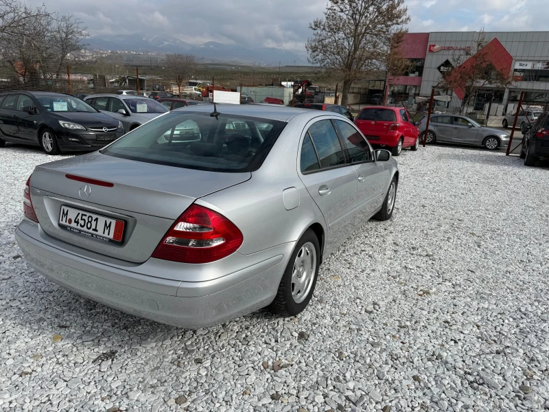 Mercedes-Benz E 200 Kompresor 2.0 163кс, снимка 8 - Автомобили и джипове - 53366373