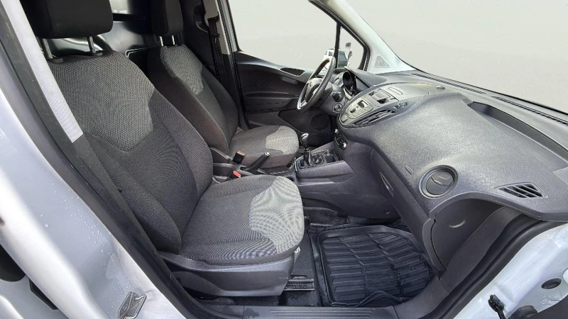 Ford Courier 1.5 TDCi, снимка 11 - Автомобили и джипове - 53515259