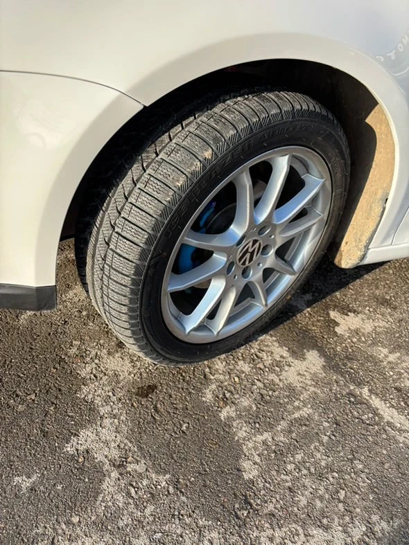 VW Golf 1.9, снимка 6 - Автомобили и джипове - 53953779