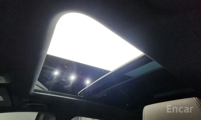 BMW iX1 xDrive 30 M Sport | 360 КАМЕРА| HEAD-UP| ШИБЕДАХ| , снимка 15 - Автомобили и джипове - 54173089