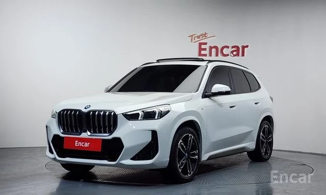 BMW iX1 xDrive 30 M Sport | 360 КАМЕРА| HEAD-UP| ШИБЕДАХ| 