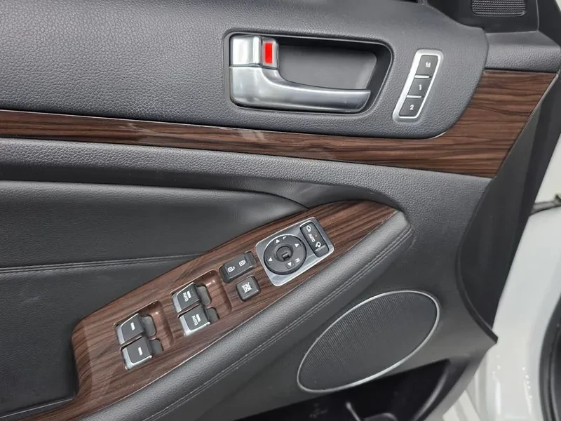 Kia K7 3.0 | Mobile.bg � ����������� 12