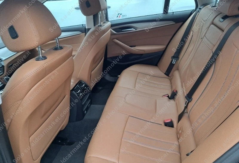 BMW 530 BMW 530d xDrive Touring Luxury Line (G31 LCI), снимка 11 - Автомобили и джипове - 55541334