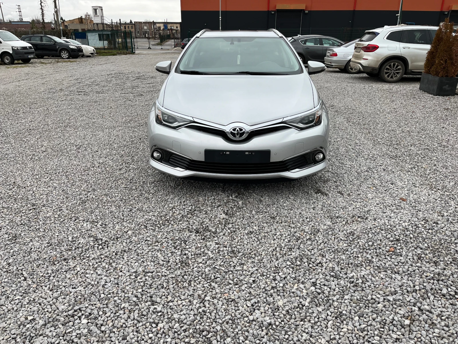 Toyota Auris Touring 1.6D4D-112k.c. EXECUTIVE  - [1] 