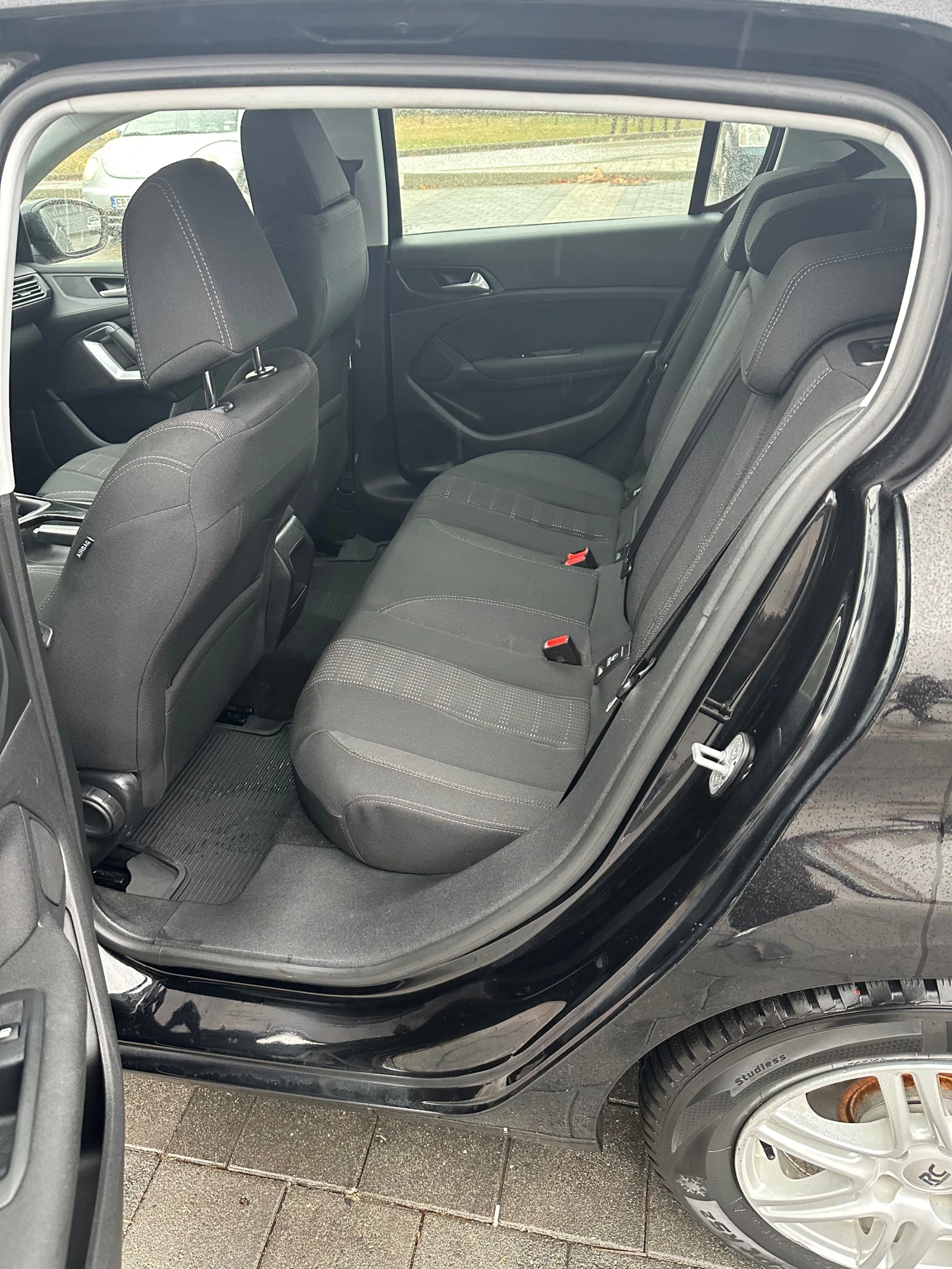 Peugeot 308 1.2 e puretech | Mobile.bg — изображение 12