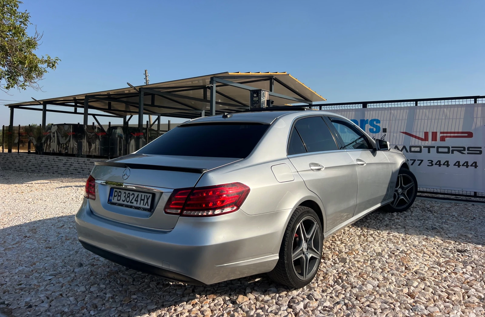 Mercedes-Benz E 220 CDI AMG-LINE/LED/XENON/NAVI/PODGREV/KOJA/UNIKAT - изображение 7