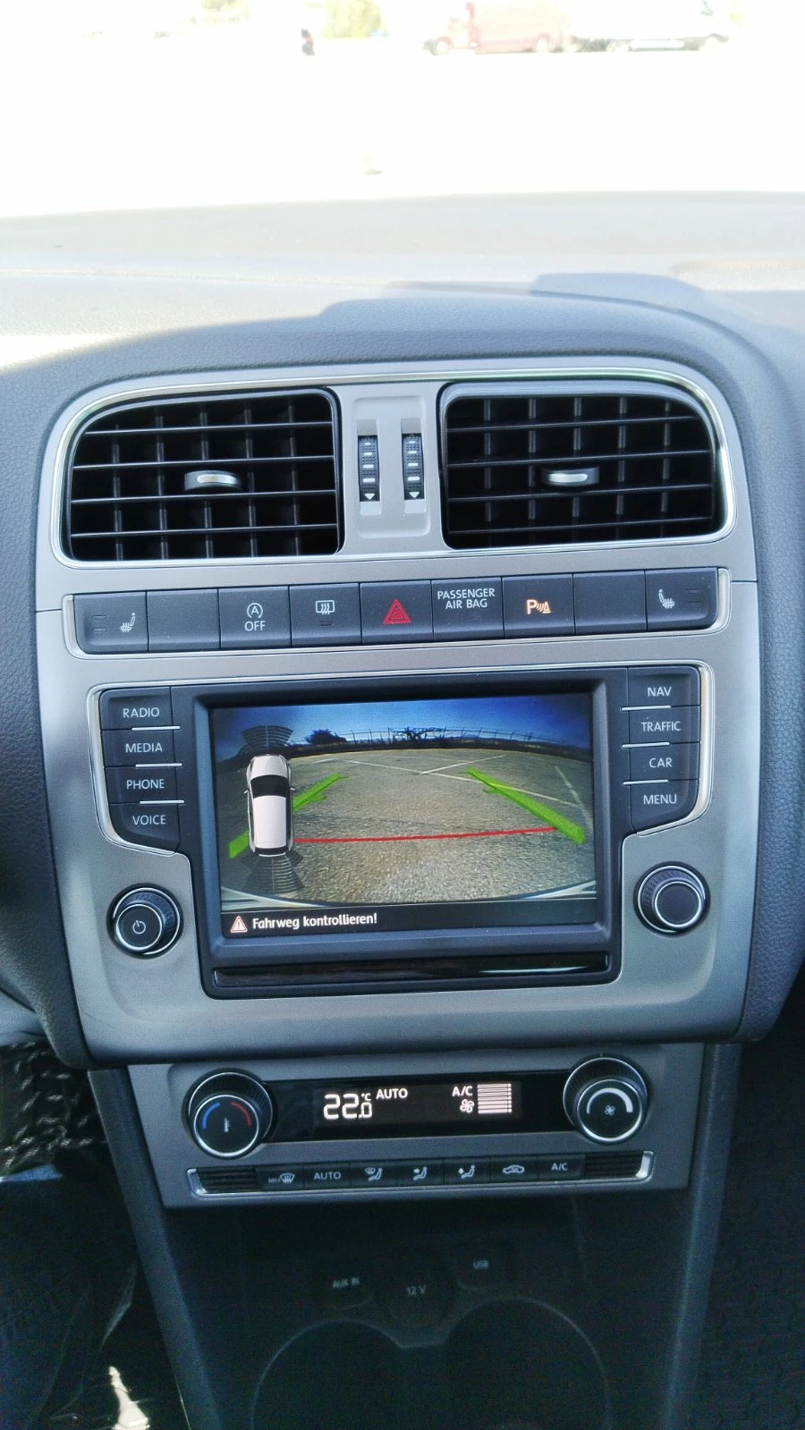 VW Polo 1.4 TDI Lounge Camera Navi EURO6 - изображение 8