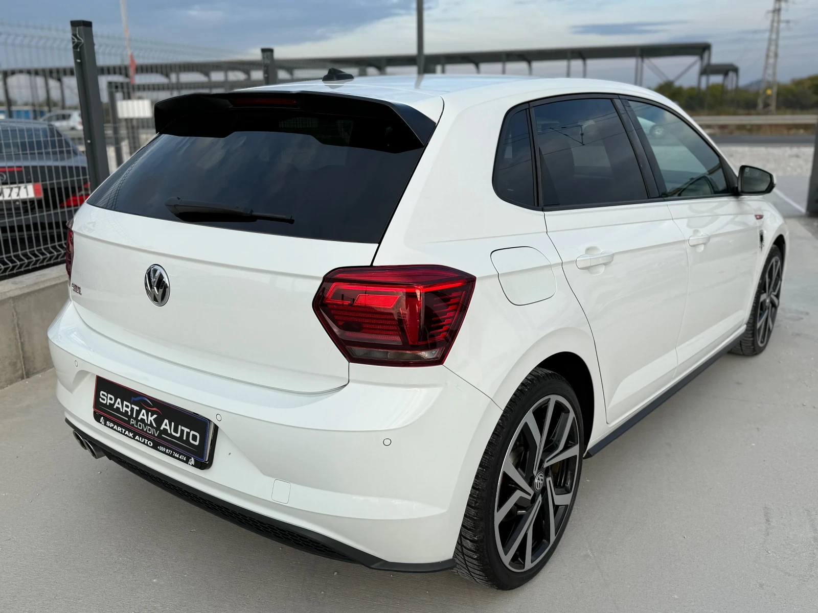 VW Polo 2.0GTI* 2021г* 55.000КМ* НОВА* FULL MAX*  - изображение 4