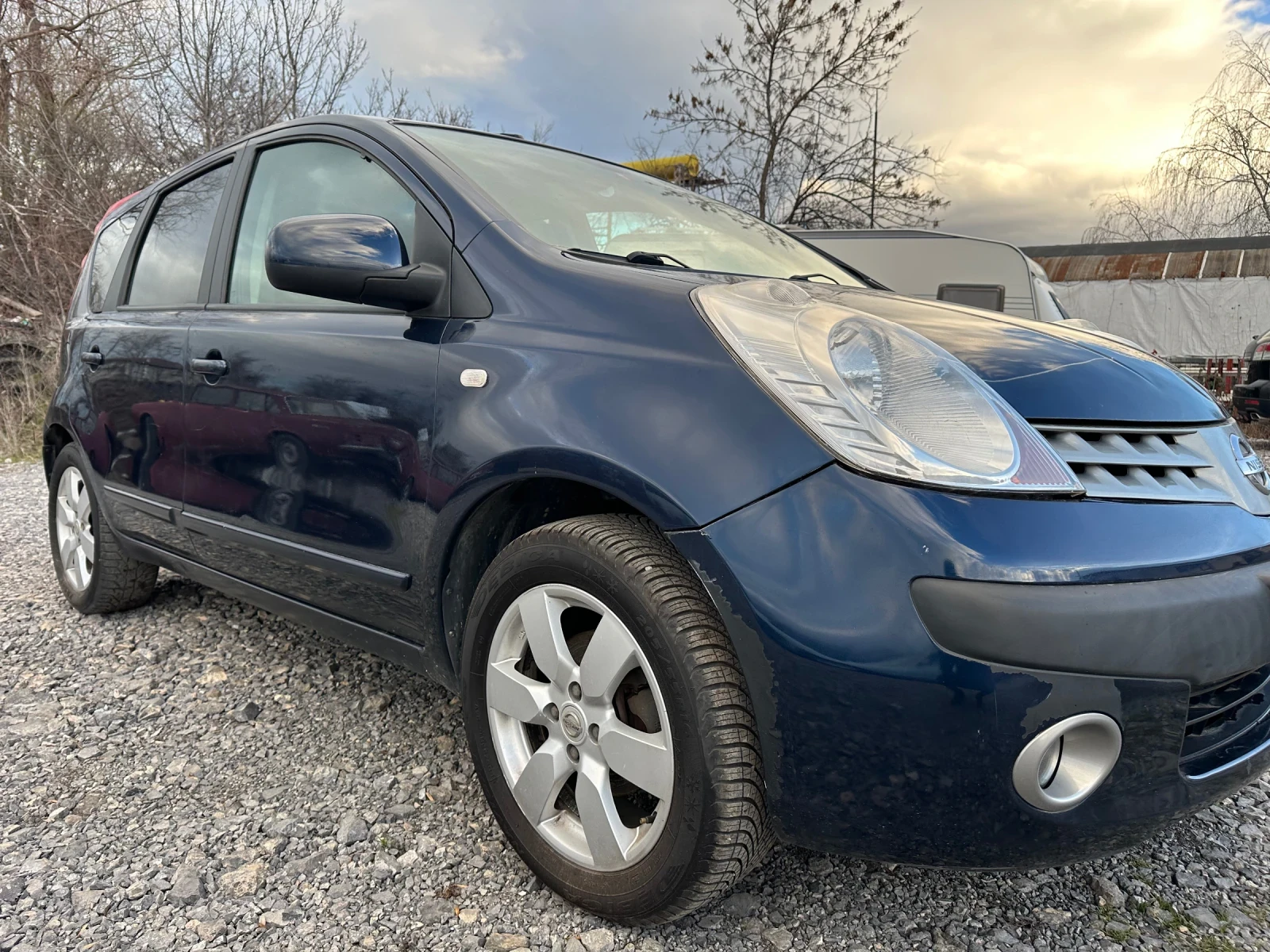 Nissan Note Автоматик - изображение 3