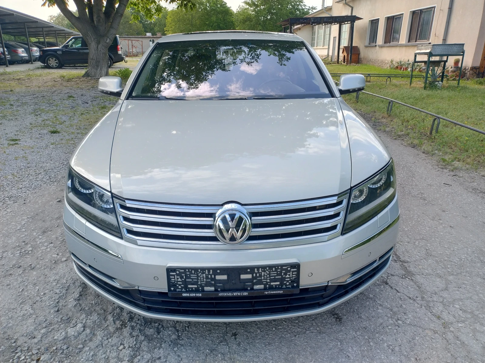 VW Phaeton FSI V6 EXCLUSIVE FULL 4 MOTION DISTRONIC KEY LESS, снимка 2 - Автомобили и джипове - 52653860