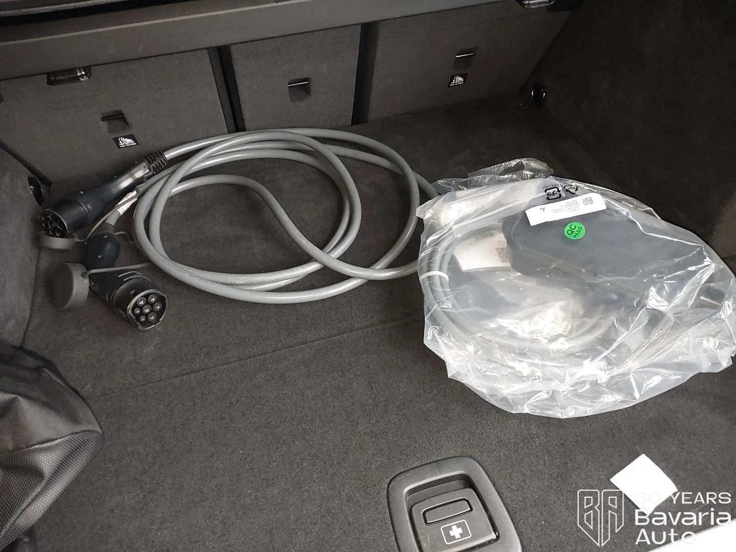 BMW 330 e xDrive Touring M Sport Paket Sportautomatic | Mobile.bg   14