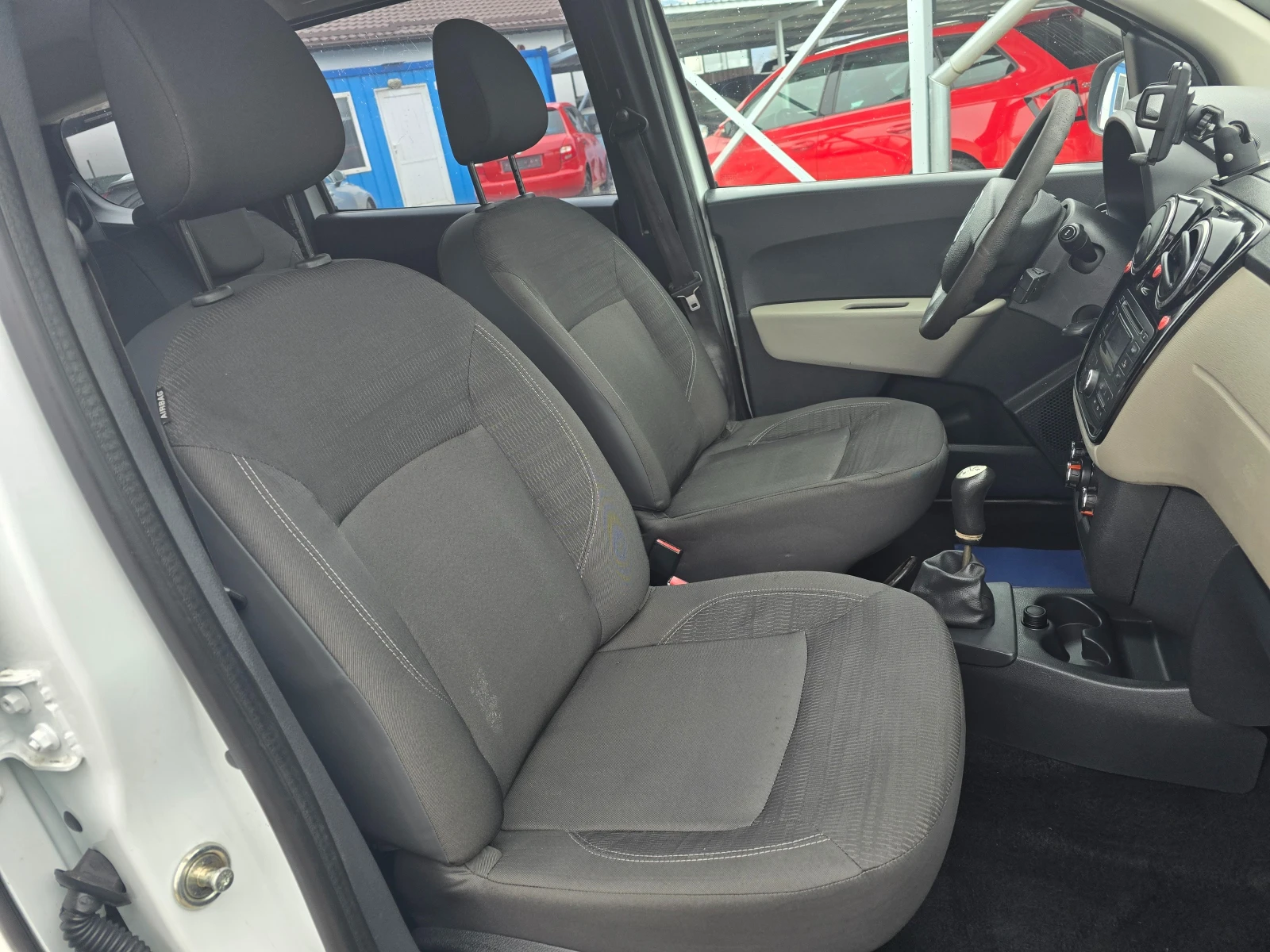 Dacia Lodgy 1.5DCI 90кс 7МЕСТА ! ! КЛИМАТИК - изображение 10