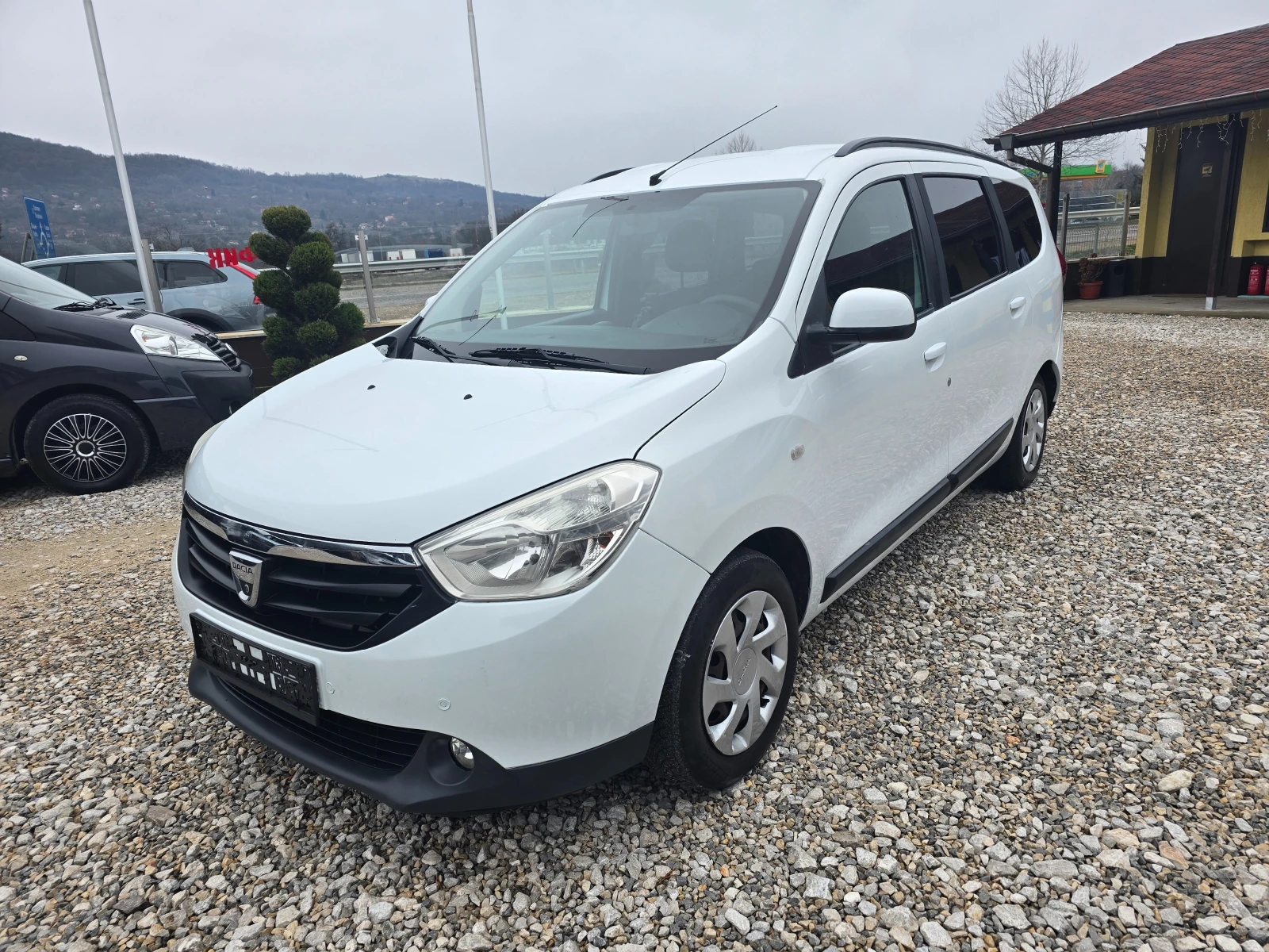 Dacia Lodgy 1.5DCI 90�� 7����� ! ! �������� | Mobile.bg � ����������� 1