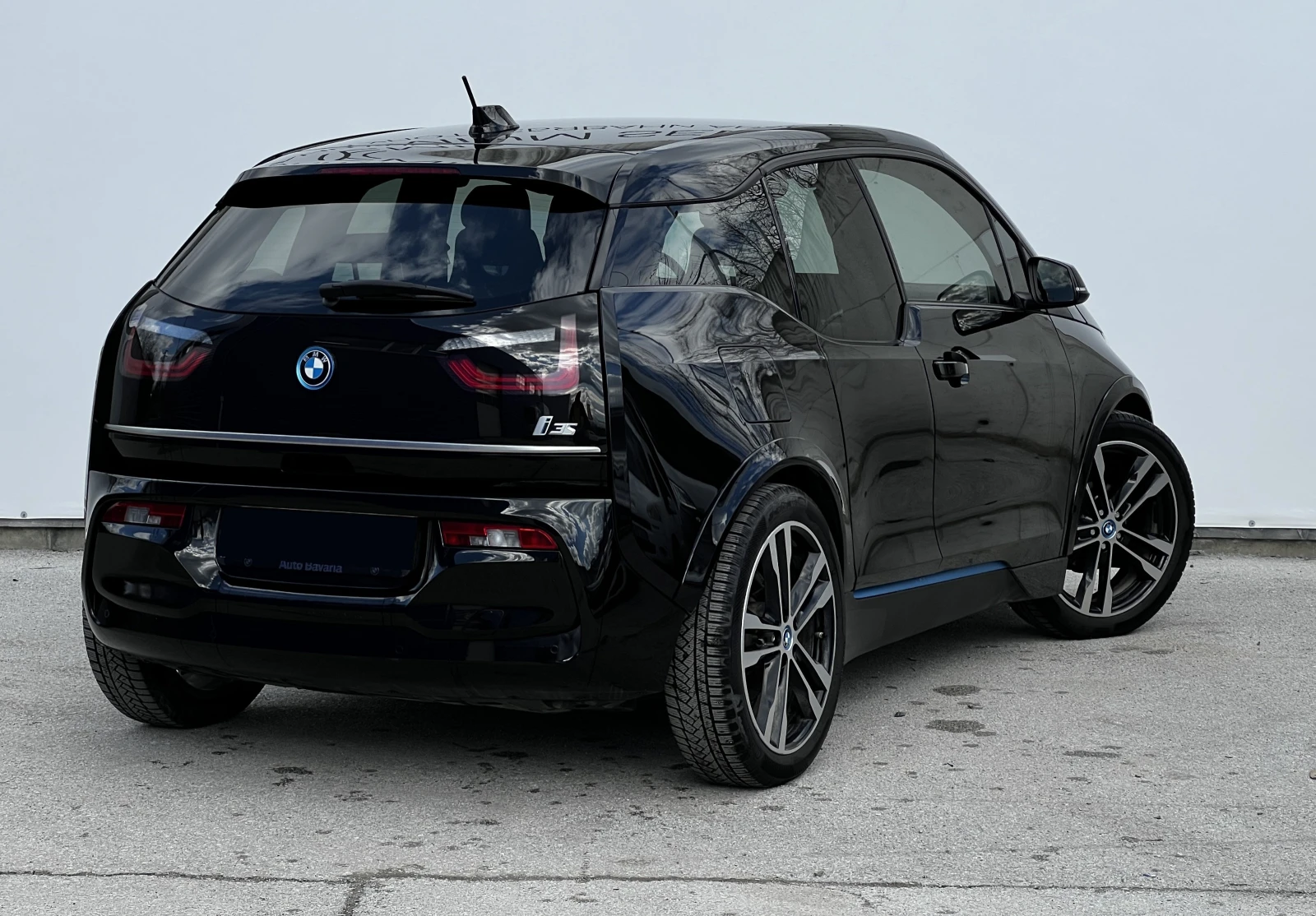 BMW i3 i3S 120Ah, снимка 2 - Автомобили и джипове - 53732152