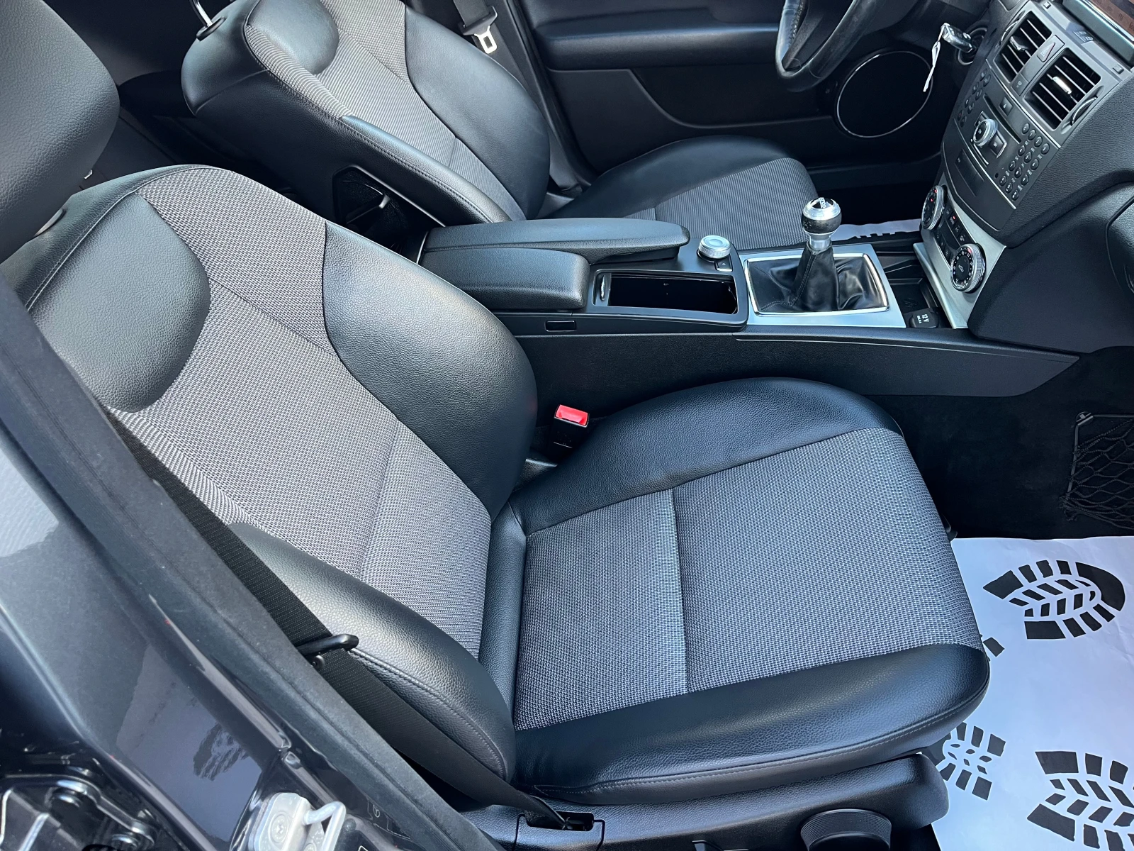 Mercedes-Benz C 220 Panorama, снимка 8 - Автомобили и джипове - 53884530