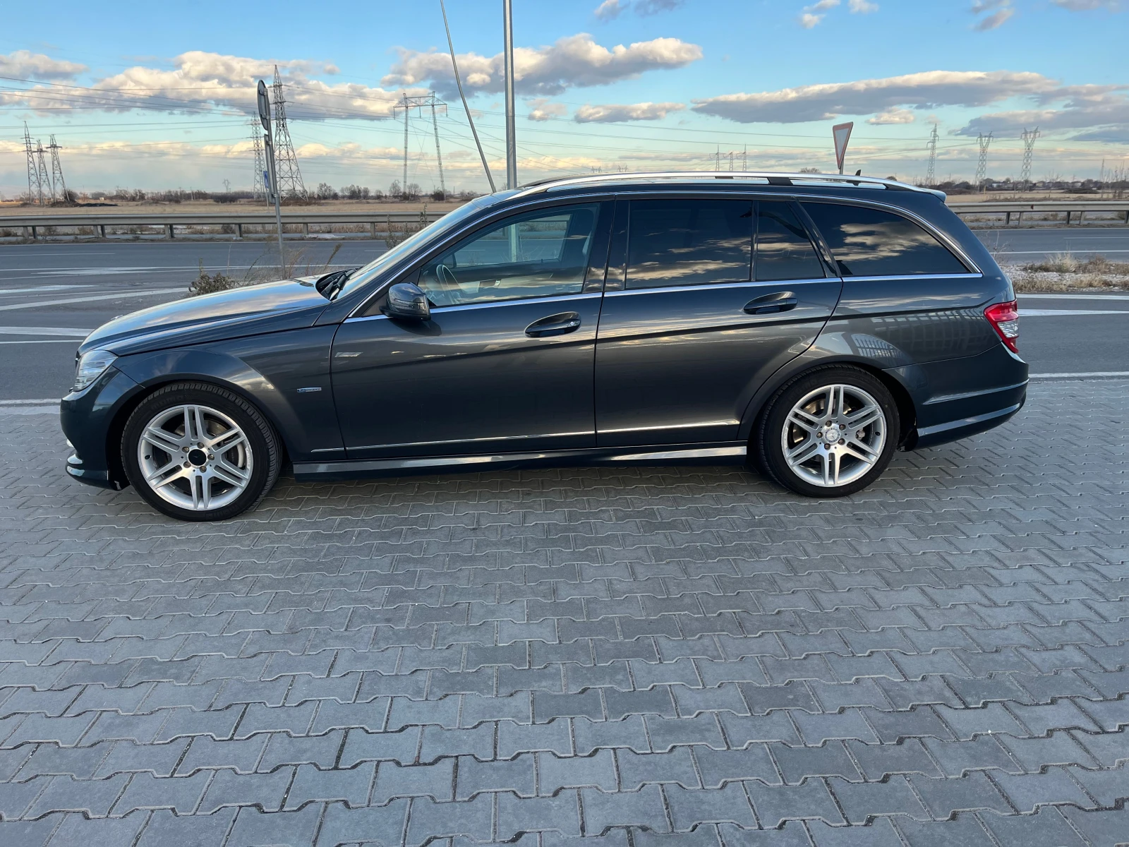 Mercedes-Benz C 220 Panorama, снимка 3 - Автомобили и джипове - 53884530