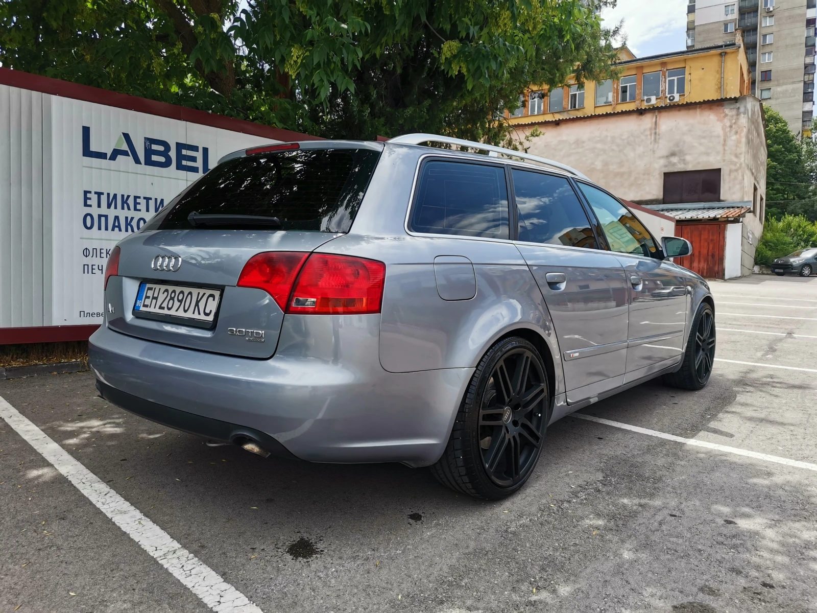 Audi A4 3.0 Quattro  S Line, снимка 5 - Автомобили и джипове - 53891573