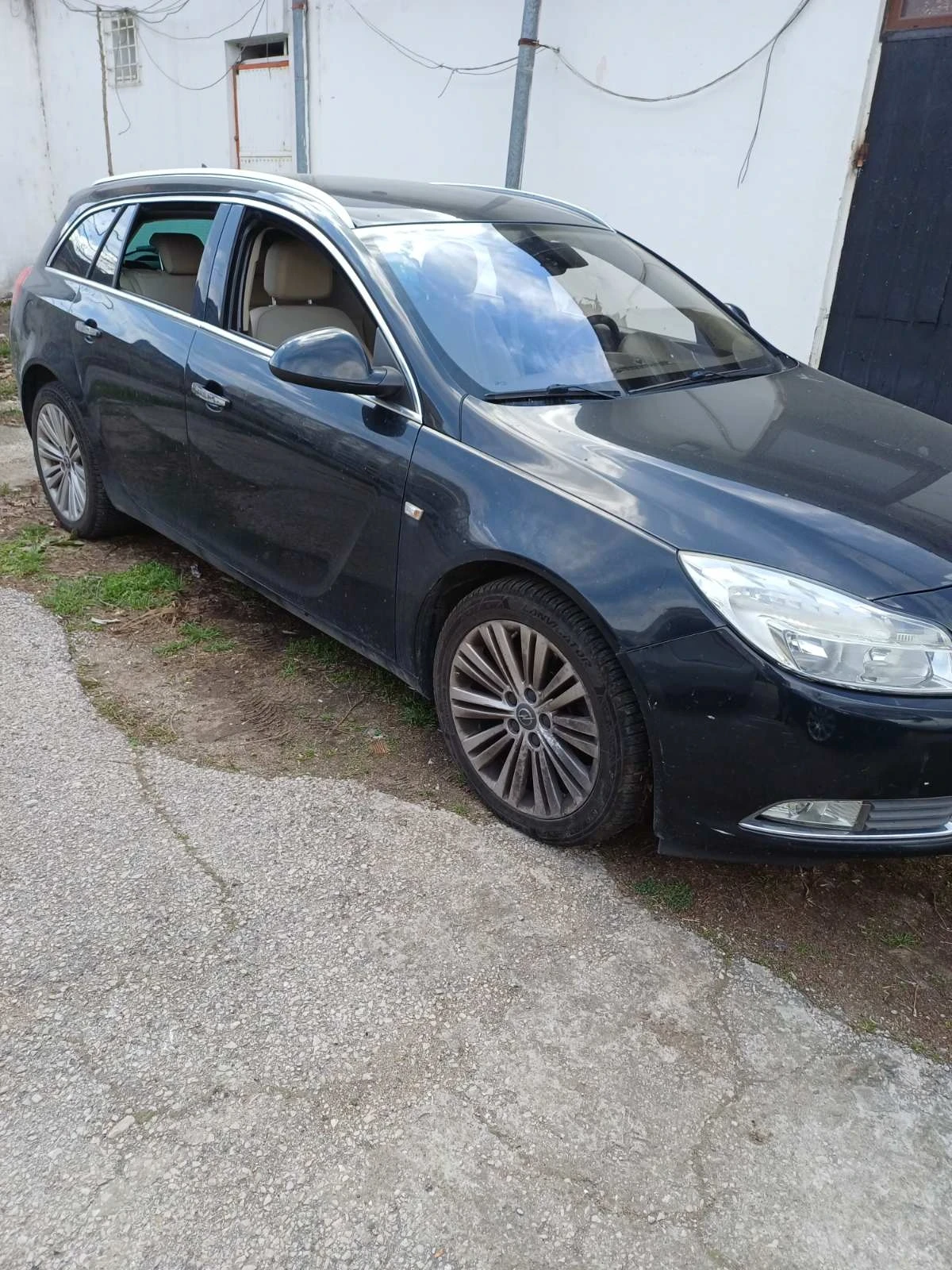 Opel Insignia 2.0, снимка 2 - Автомобили и джипове - 54129970