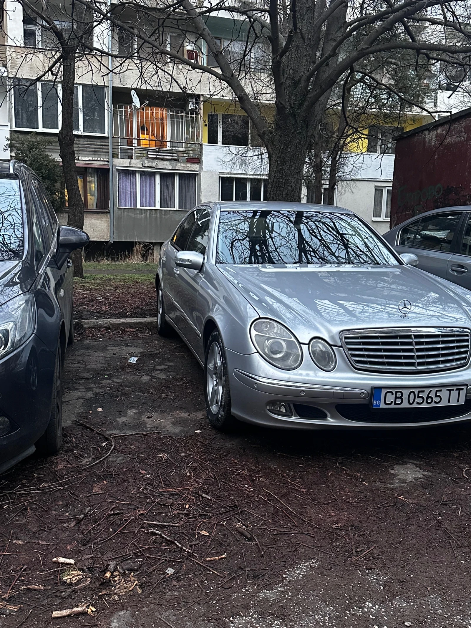 Mercedes-Benz E 270, снимка 6 - Автомобили и джипове - 54331132