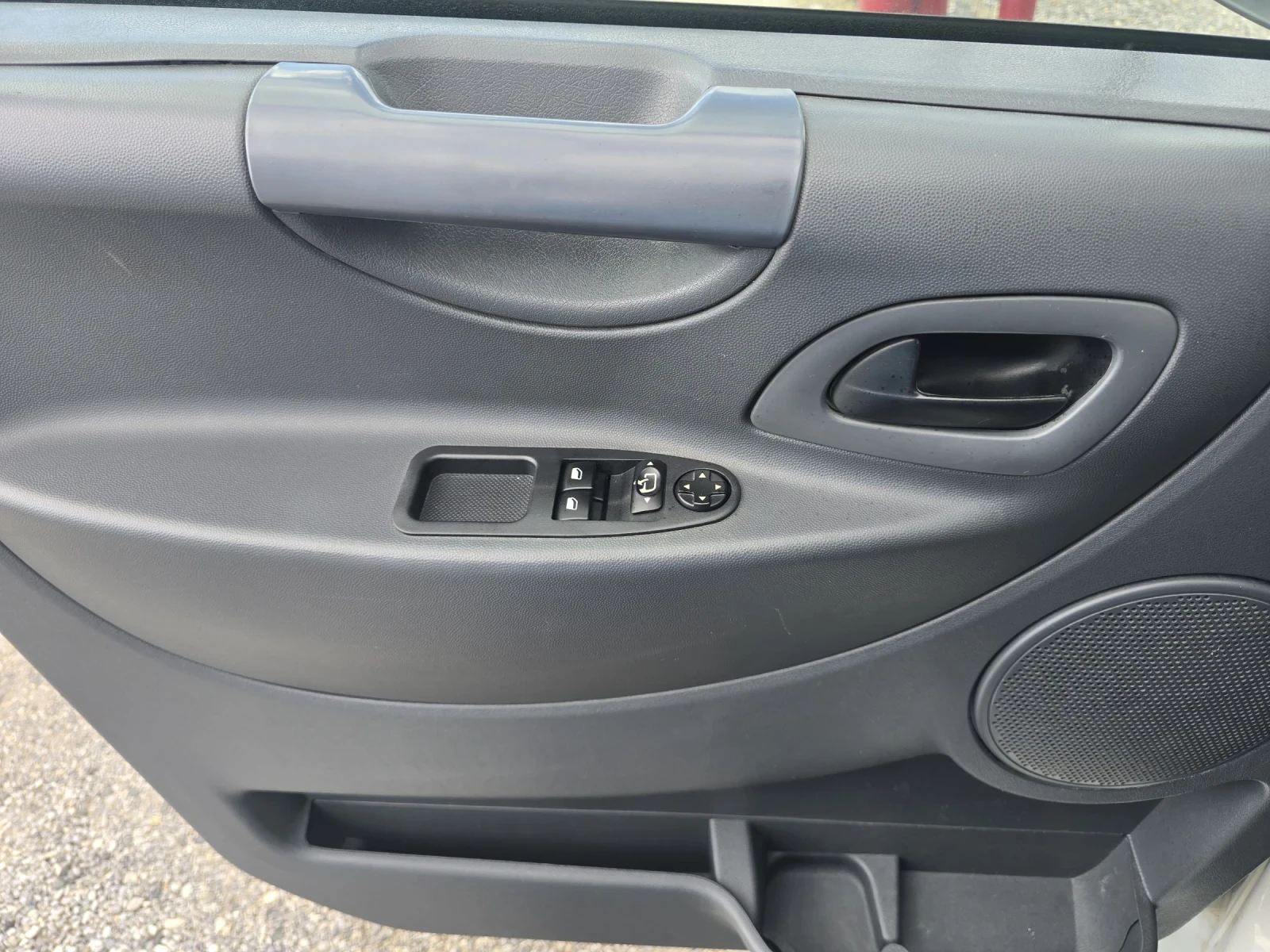 Fiat Scudo 2.0d, снимка 9 - Автомобили и джипове - 54414108