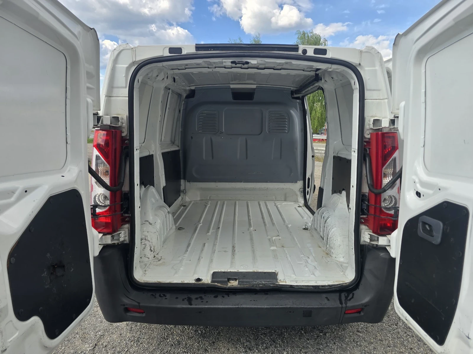Fiat Scudo 2.0d, снимка 12 - Автомобили и джипове - 54414108