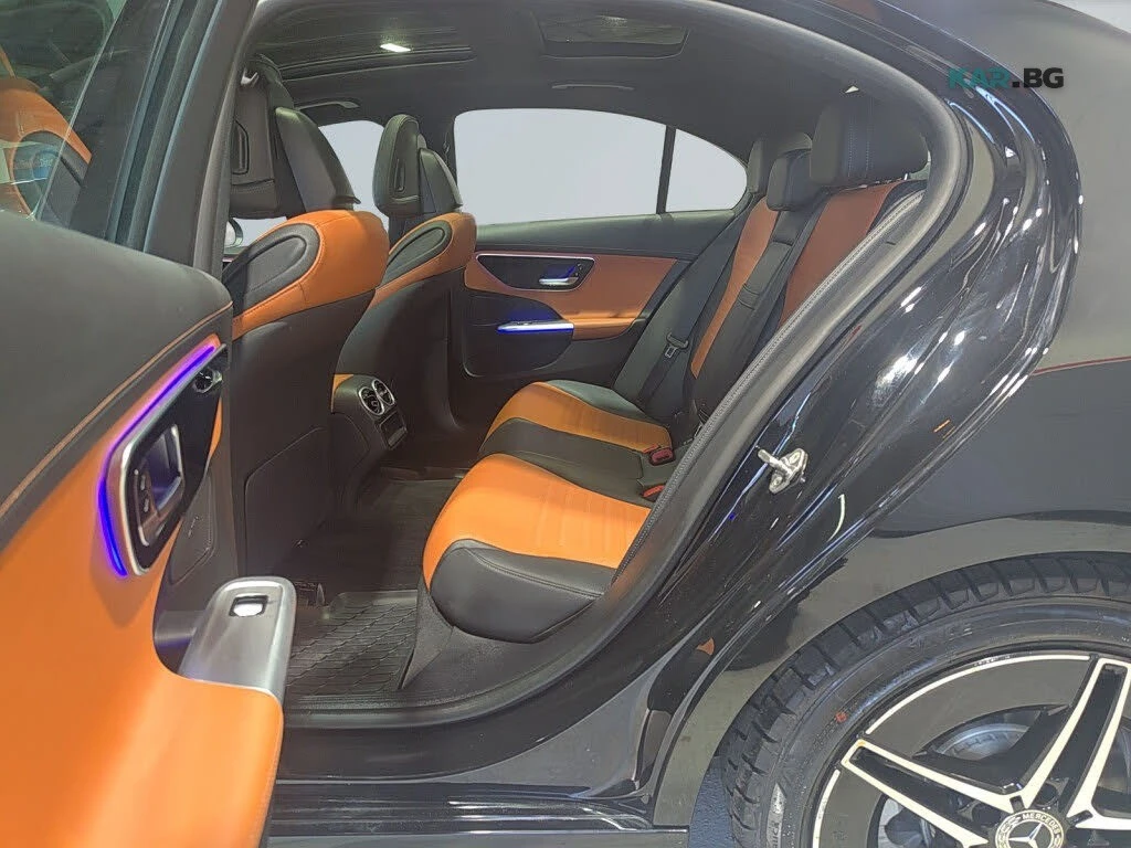 Mercedes-Benz C 300 4MATIC* АвтоКредит* (ЦЕНА ДО БГ)* , снимка 15 - Автомобили и джипове - 54629147
