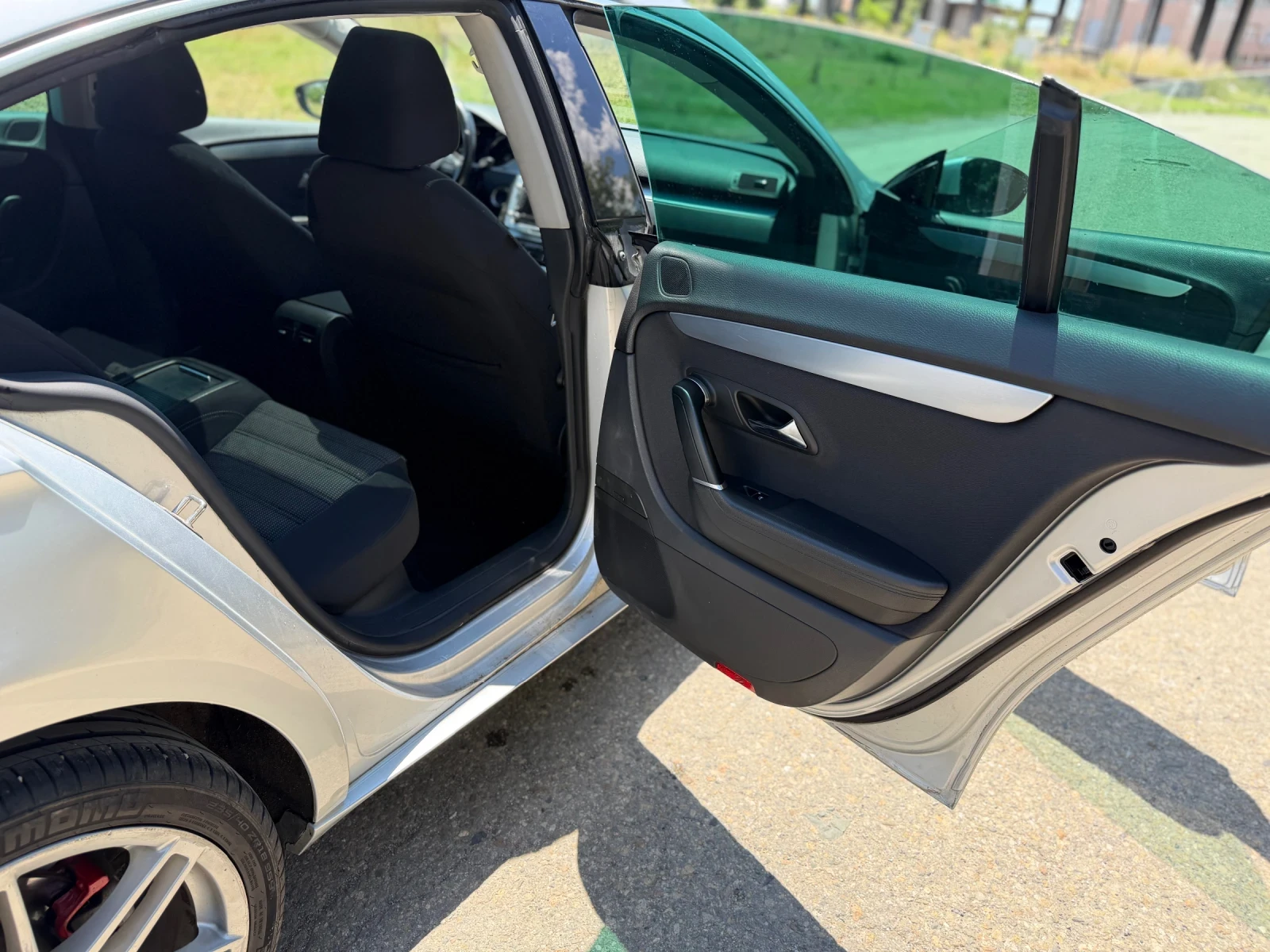 VW Passat, снимка 13 - Автомобили и джипове - 54930029