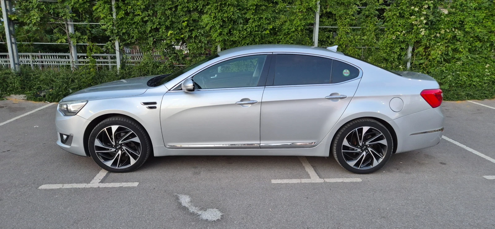 Kia K7 3.0 lpg