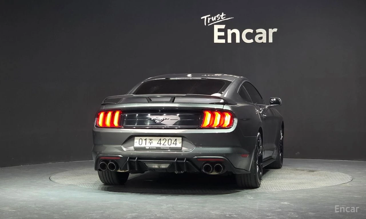 Ford Mustang 2.3 Eco Boost FACE* ПОДГРЕВ* ОБДУХВАНЕ* NAVI* КОЖА, снимка 4 - Автомобили и джипове - 55484947