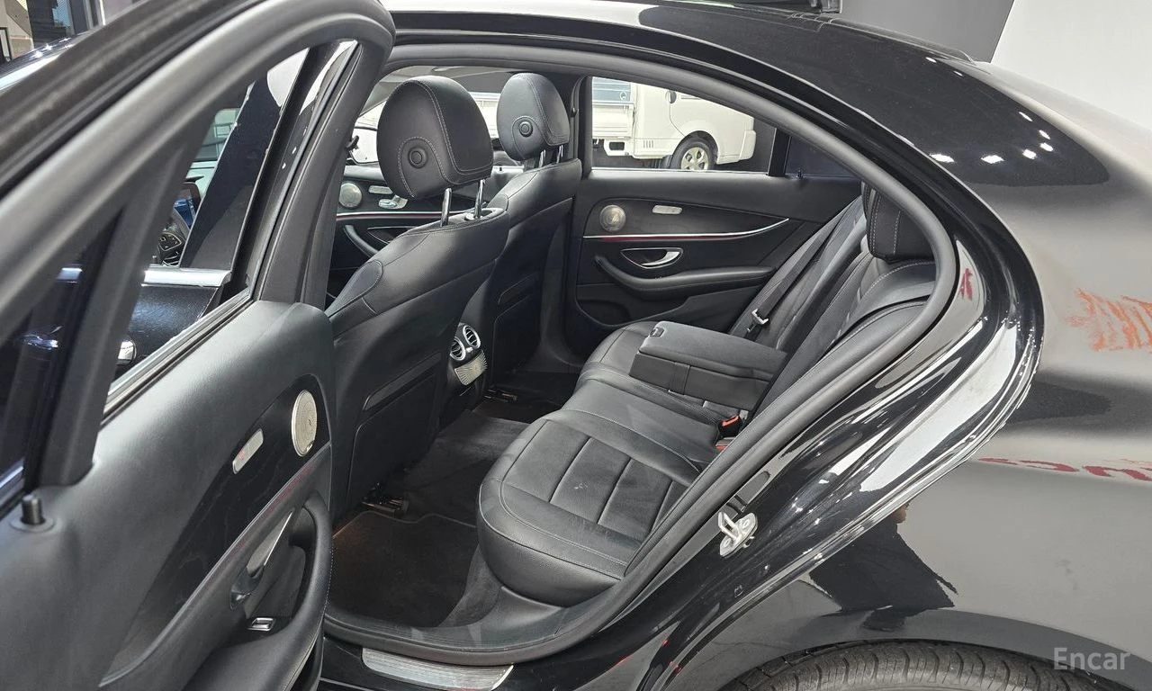 Mercedes-Benz E 300 4MATIC* ���������* �����* 3DBURMESTER* ���������*  | Mobile.bg � ����������� 15