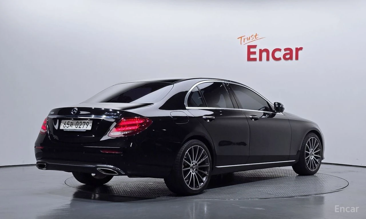 Mercedes-Benz E 300 4MATIC* ���������* �����* 3DBURMESTER* ���������*  | Mobile.bg � ����������� 2