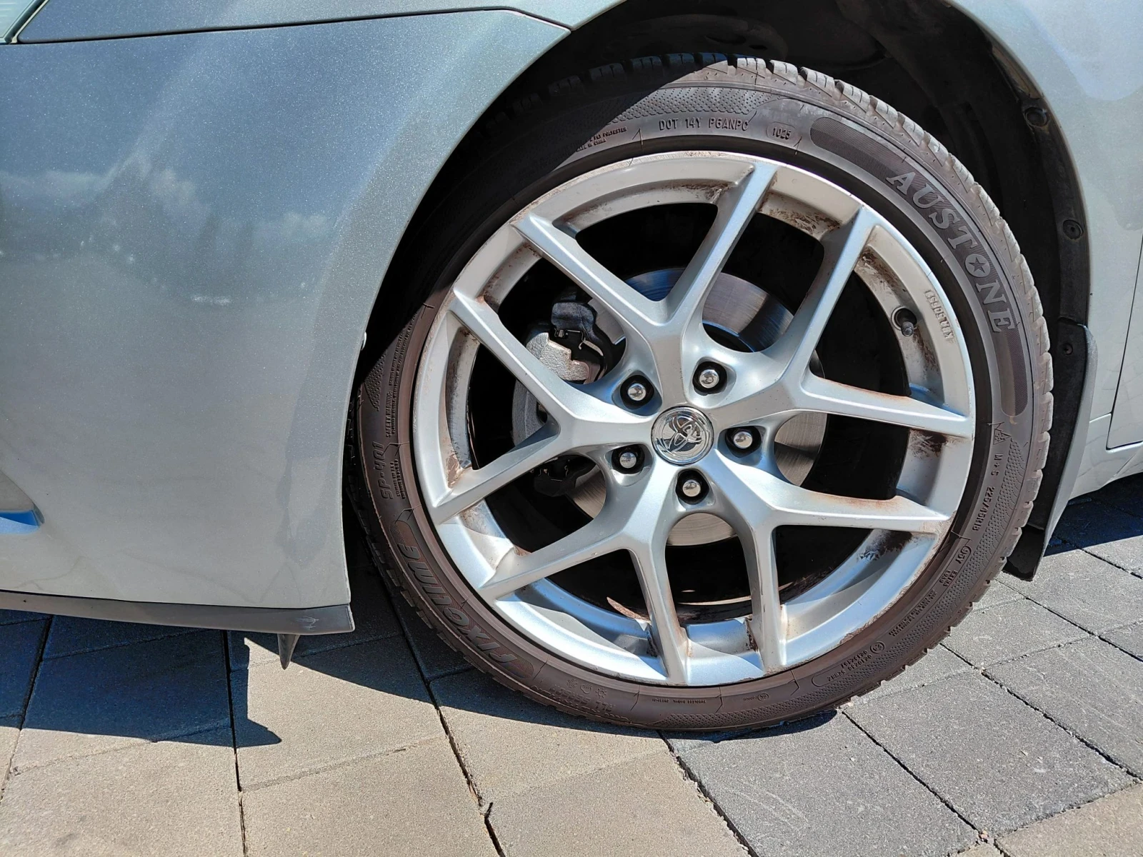 Toyota Avensis 1.8 valvematic Сервизна книжка обслужена, снимка 7 - Автомобили и джипове - 55666777