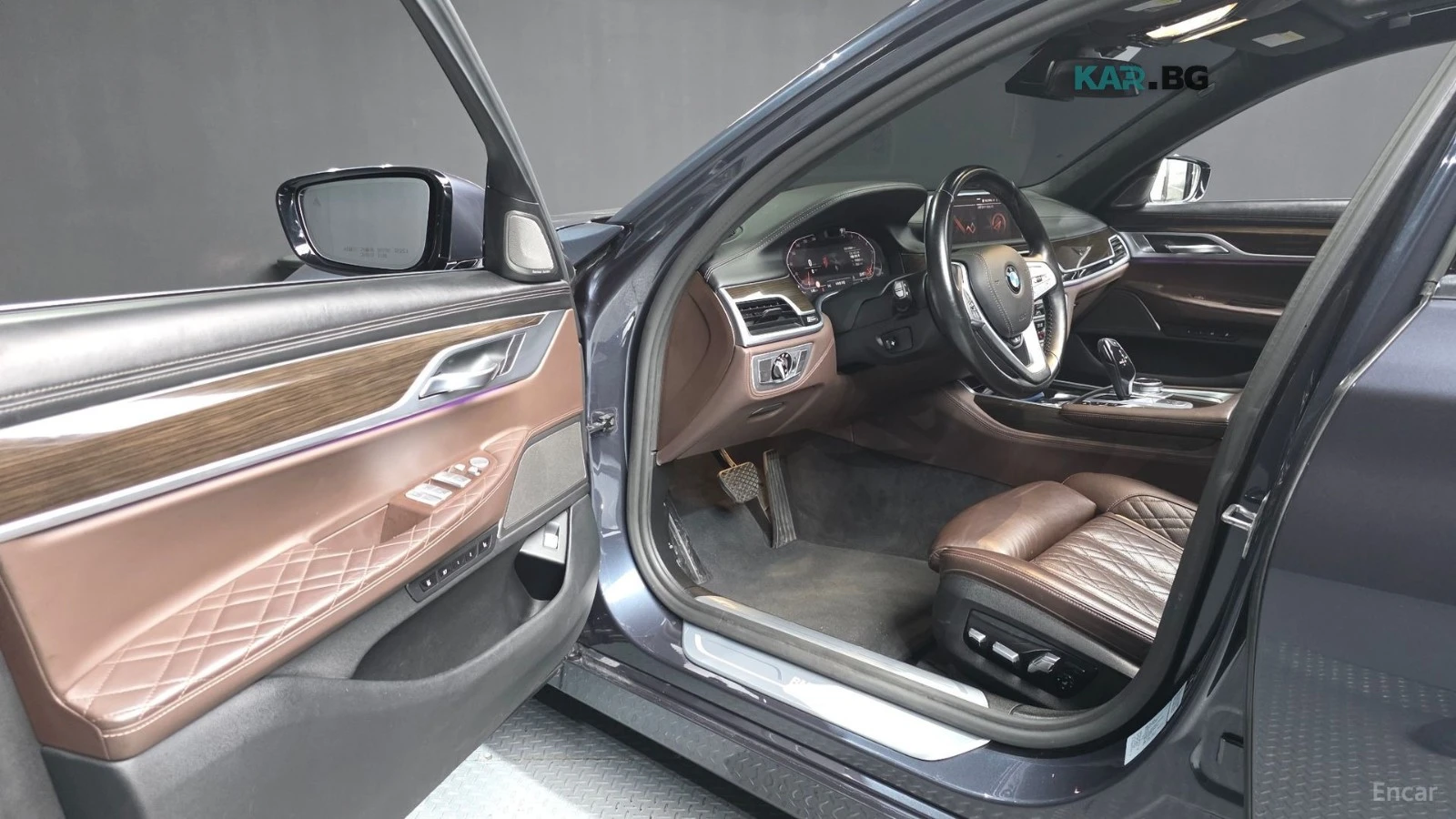 BMW 740 Li* XDRIVE* DESIGN PURE EXCELENCE* МАСАЖ* ТВ* HUD*, снимка 9 - Автомобили и джипове - 56047866
