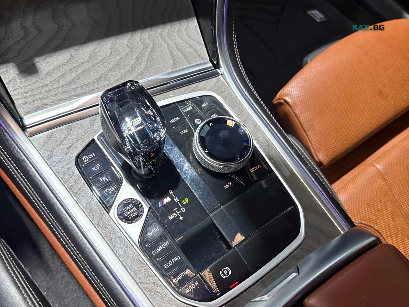 BMW 850 xDrive * HUD * Обдухване * АвтоКредит * ЦЕНА ДО БГ, снимка 11 - Автомобили и джипове - 56057671