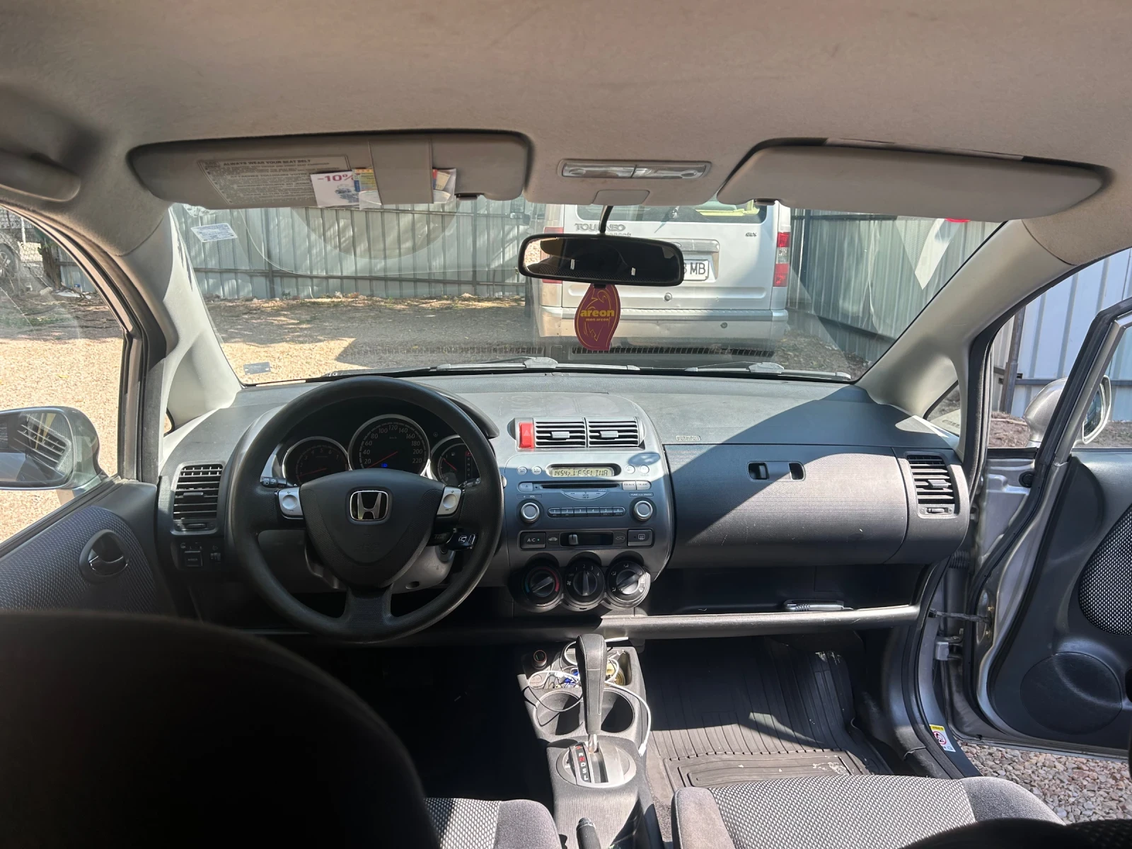 Honda Jazz 1.4, снимка 12 - Автомобили и джипове - 56139259