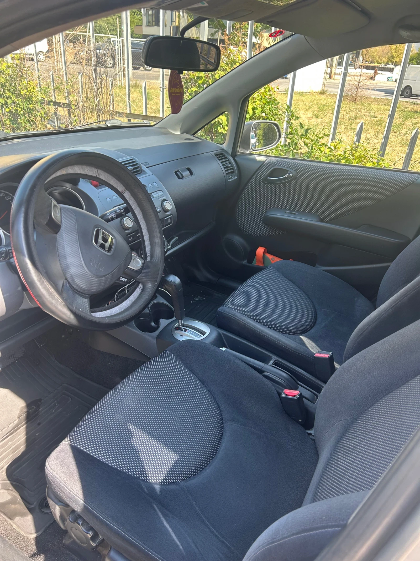 Honda Jazz 1.4, снимка 5 - Автомобили и джипове - 56139259