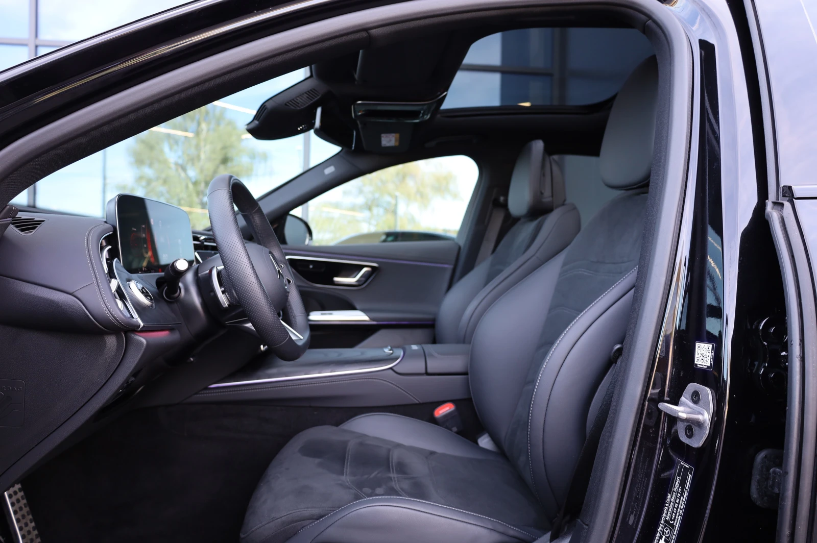 Mercedes-Benz E 220 NEW MODEL* AMG LINE* PANO* NAVI*  | Mobile.bg � ����������� 13