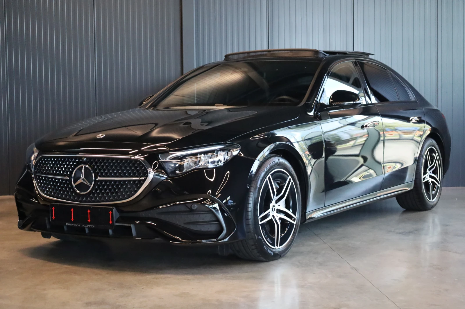 Mercedes-Benz E 220 NEW MODEL* AMG LINE* PANO* NAVI*  | Mobile.bg � ����������� 4