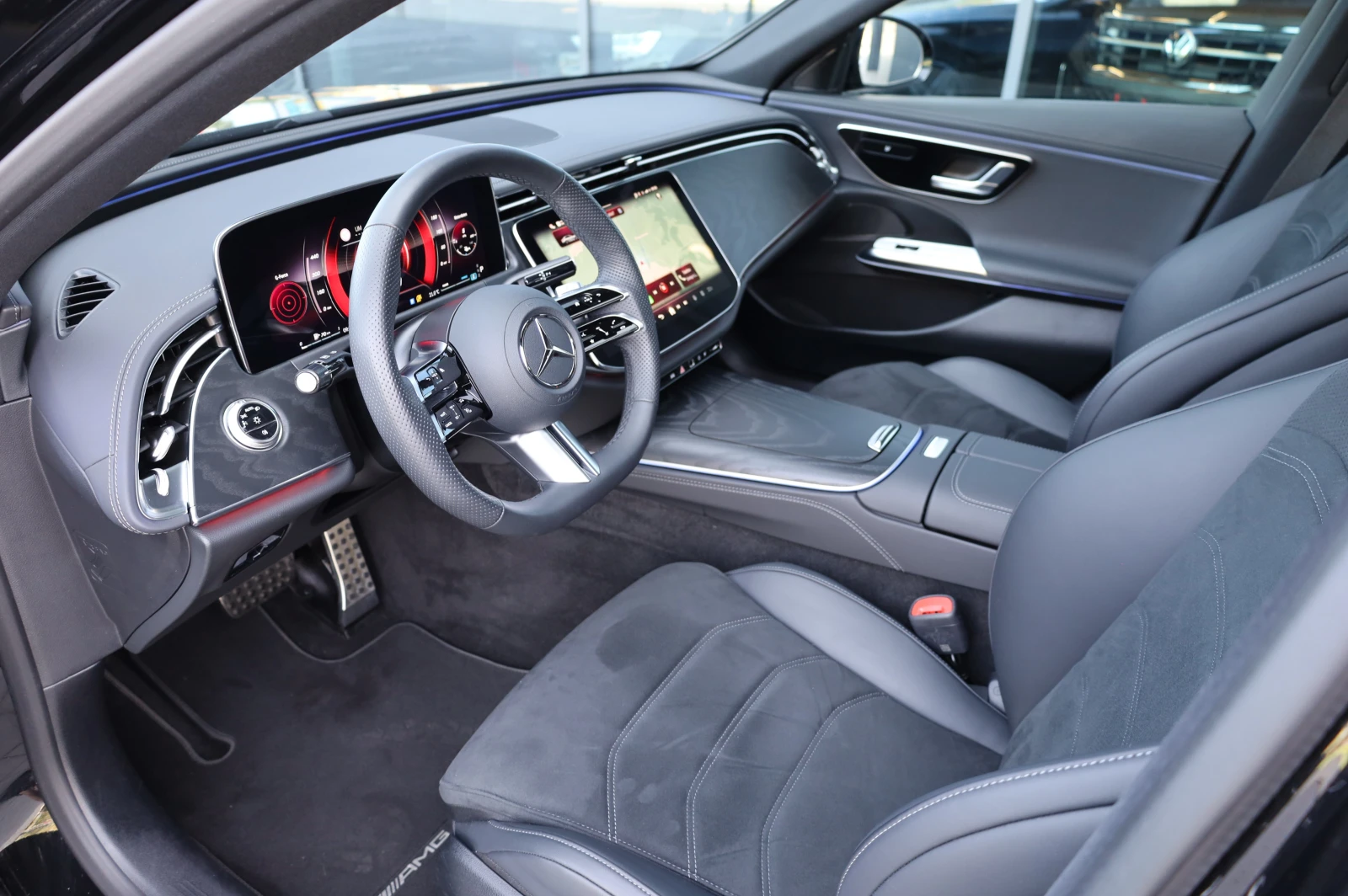 Mercedes-Benz E 220 NEW MODEL* AMG LINE* PANO* NAVI*  | Mobile.bg � ����������� 9