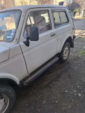 Lada Niva - 1600 € / 3129.33 лв. - 14263425 3