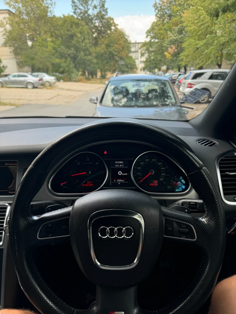 Audi Q7, снимка 3 - Автомобили и джипове - 46994358