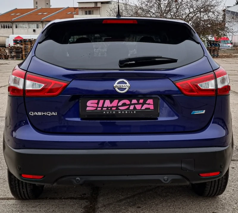 Nissan Qashqai 1.5dci, снимка 5 - Автомобили и джипове - 48010028